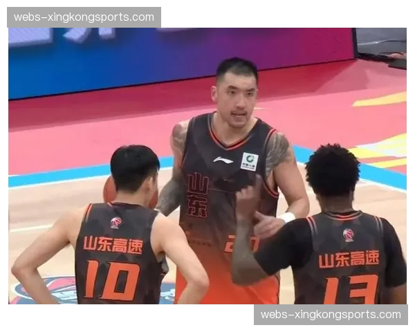 山东陶汉林15+6稳定输出 内线强攻保障球队基础得分