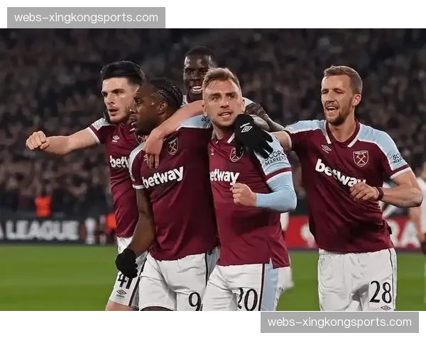 西汉姆联2-1埃弗顿保级关键战 威尔逊补时绝杀延续对热刺2分优势